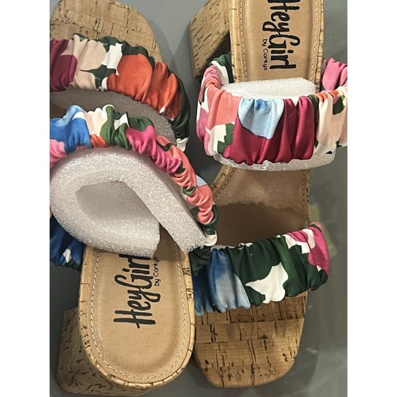 Corkys Tropic Like It's Hot Heels Multicolor Ruffle Strap Block Heel Sz 9 - Picture 5 of 10